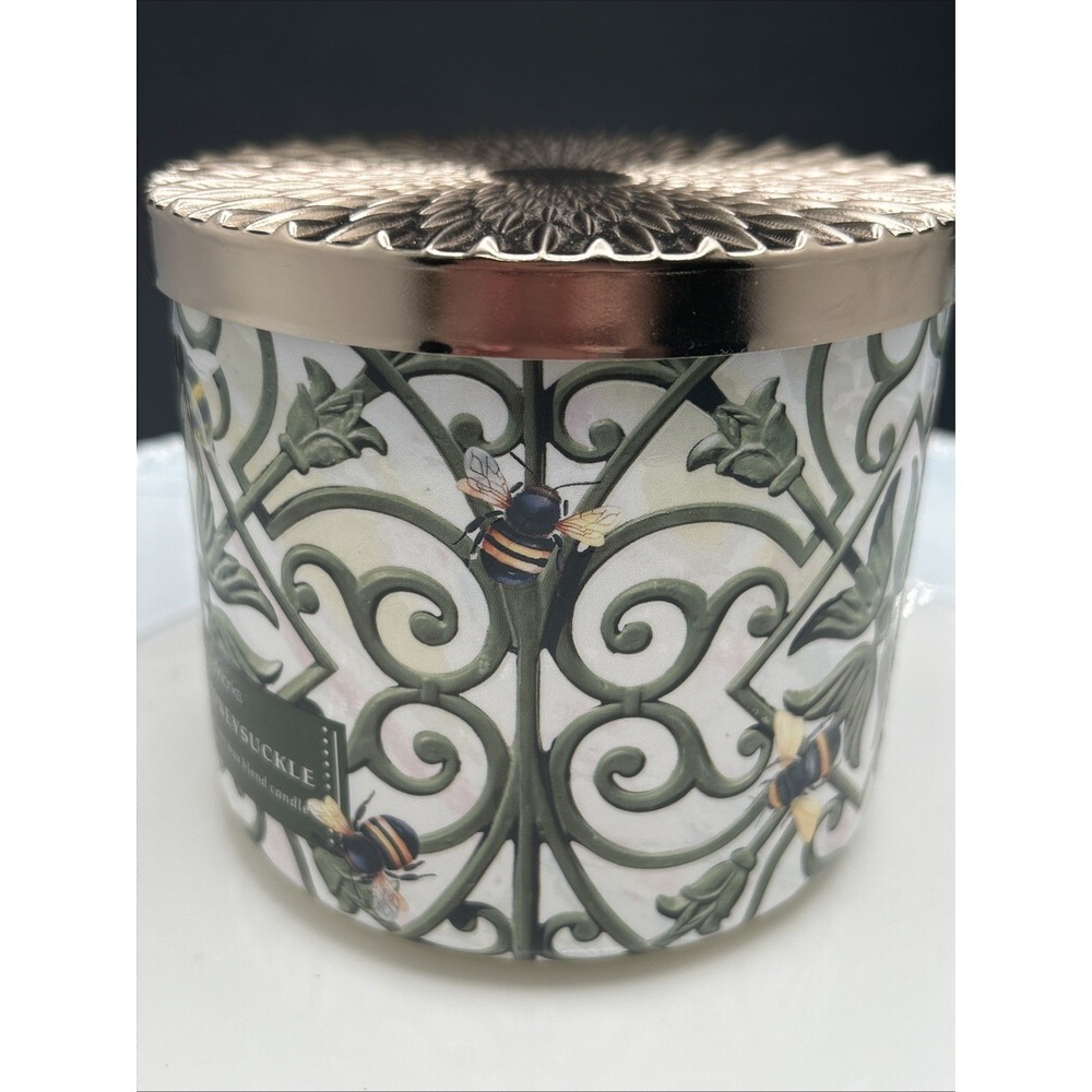 Bath & Body Works Backyard Honeysuckle Candle Scented 3-Wick NEW 2025 - Picture 4 of 6